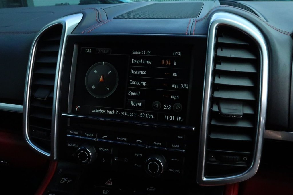 Used Porsche Cayenne 2015 for sale - 76068411: Photo 31