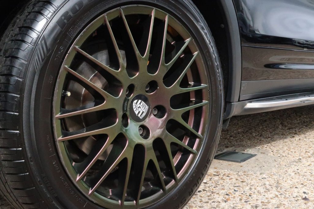 Used Porsche Cayenne 2015 for sale - 76068411: Photo 43