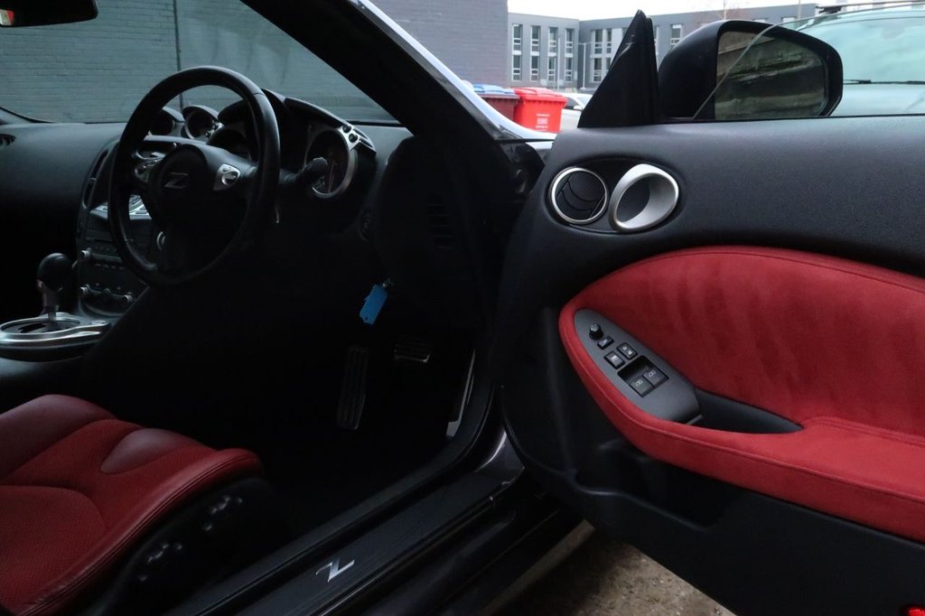 Used Nissan 370 Z 2010 for sale - 77608703: Photo 14