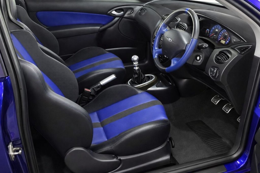 Used Ford Focus 2003 for sale - 77920078: Photo 3