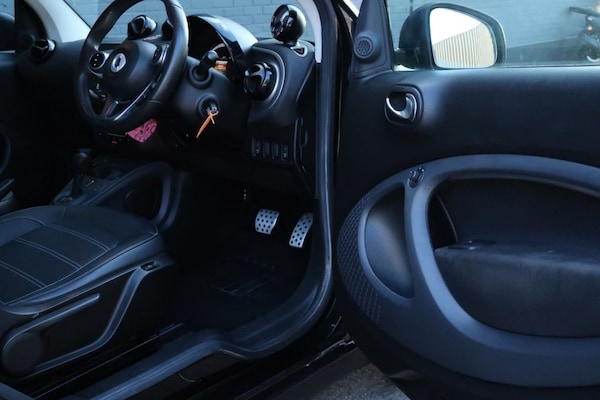 Used smart fortwo 2016 for sale - 75676028: Photo 12