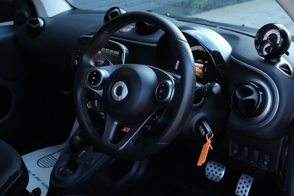 Used smart fortwo 2016 for sale - 75676028: Photo 9