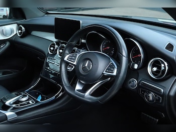 Used Mercedes-Benz GLC 2018 for sale - 78645389: Photo