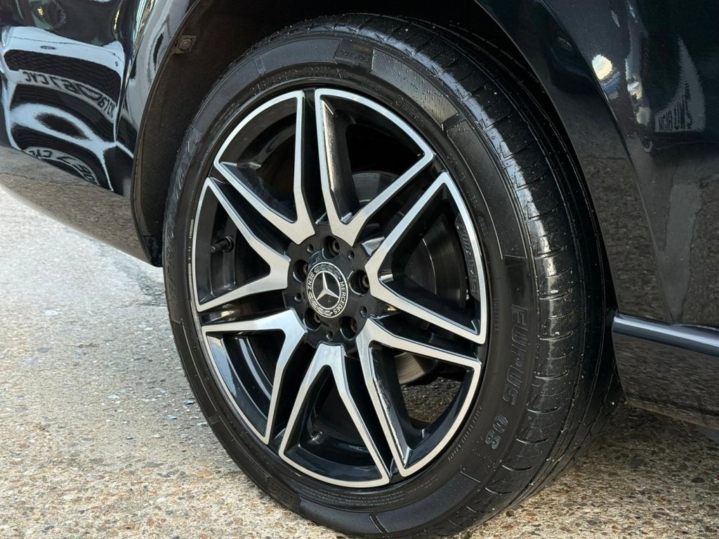 Used Mercedes-Benz V-Class 2018 for sale - 76686430: Photo 11