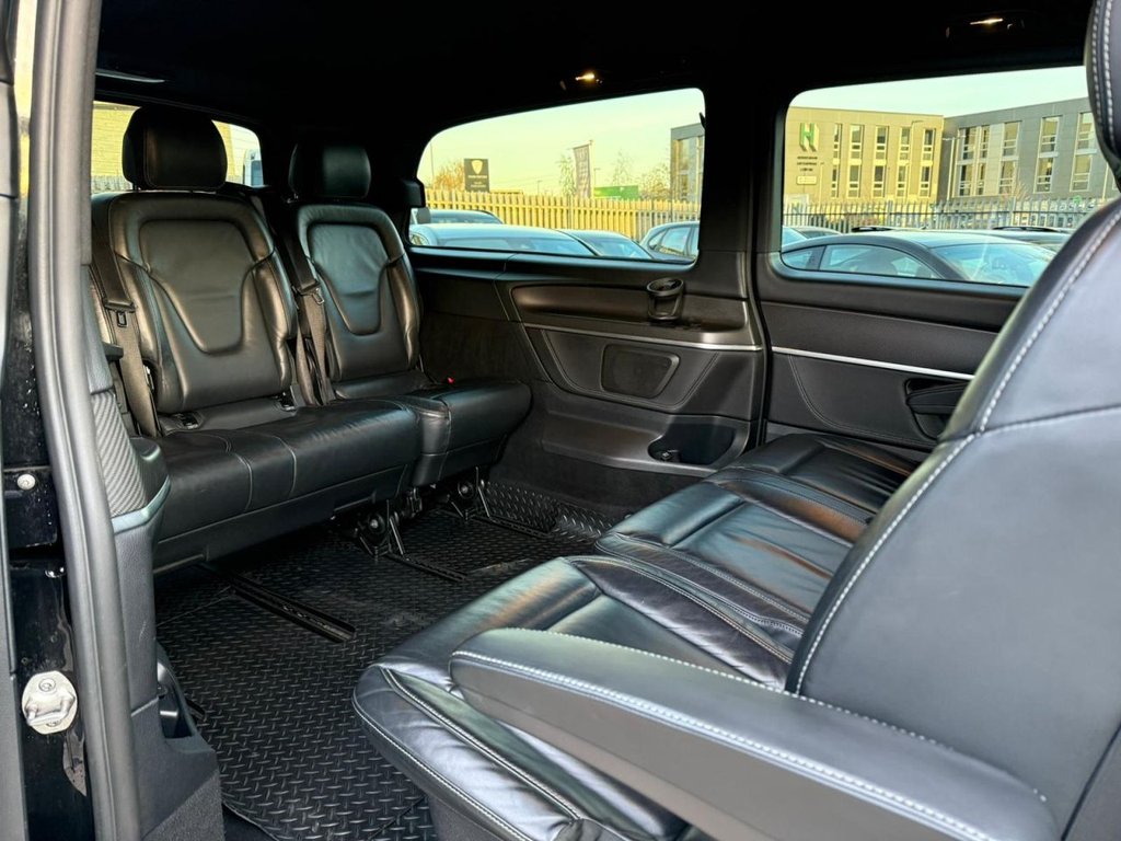 Used Mercedes-Benz V-Class 2018 for sale - 76686430: Photo 24