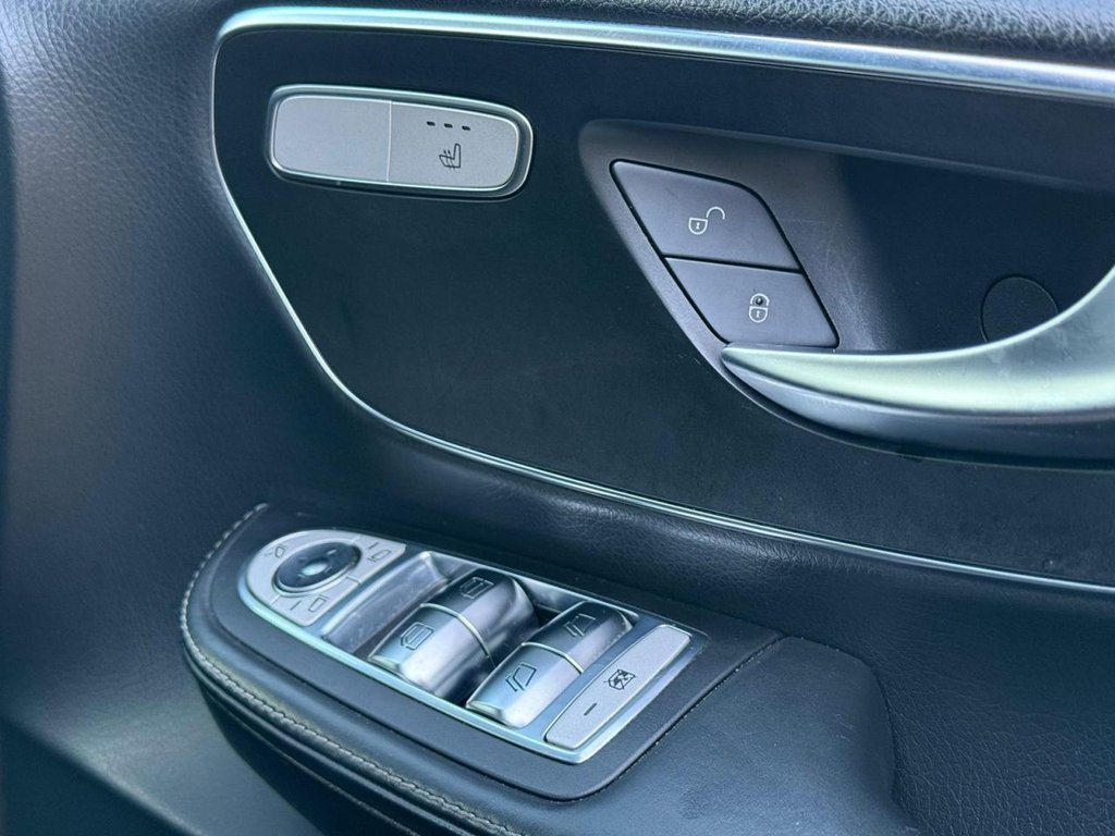 Used Mercedes-Benz V-Class 2018 for sale - 76686430: Photo 26