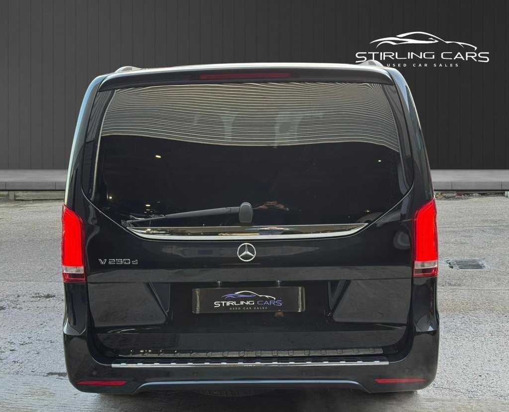 Used Mercedes-Benz V-Class 2018 for sale - 76686430: Photo 5