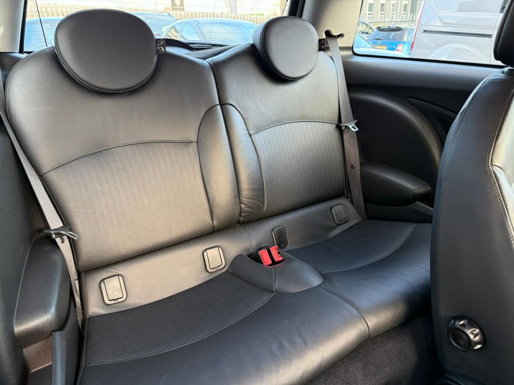 Used MINI Hatch 2009 for sale - 76535997: Photo 15