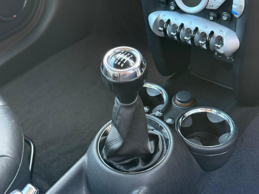 Used MINI Hatch 2009 for sale - 76535997: Photo 24