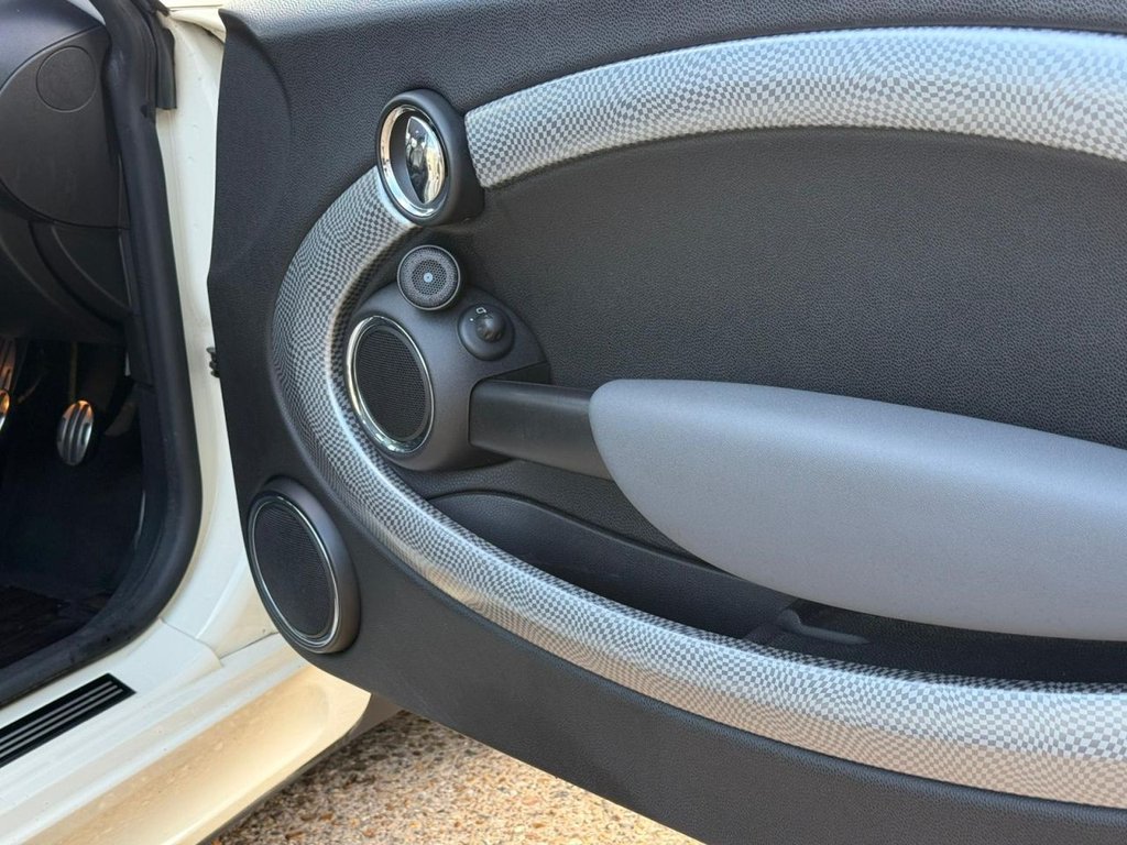 Used MINI Hatch 2009 for sale - 76535997: Photo 25