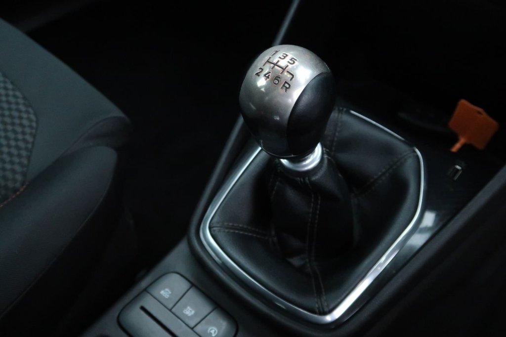 Used Ford Fiesta 2018 for sale - 75937294: Photo 25