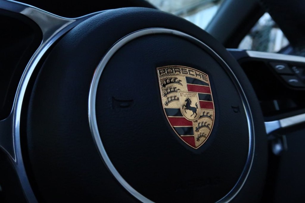 Used Porsche Macan 2017 for sale - 77236823: Photo 17