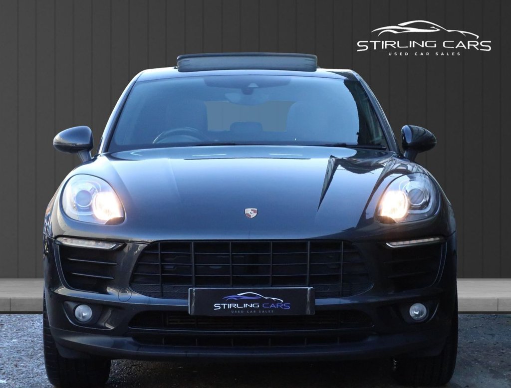 Used Porsche Macan 2017 for sale - 77236823: Photo 3