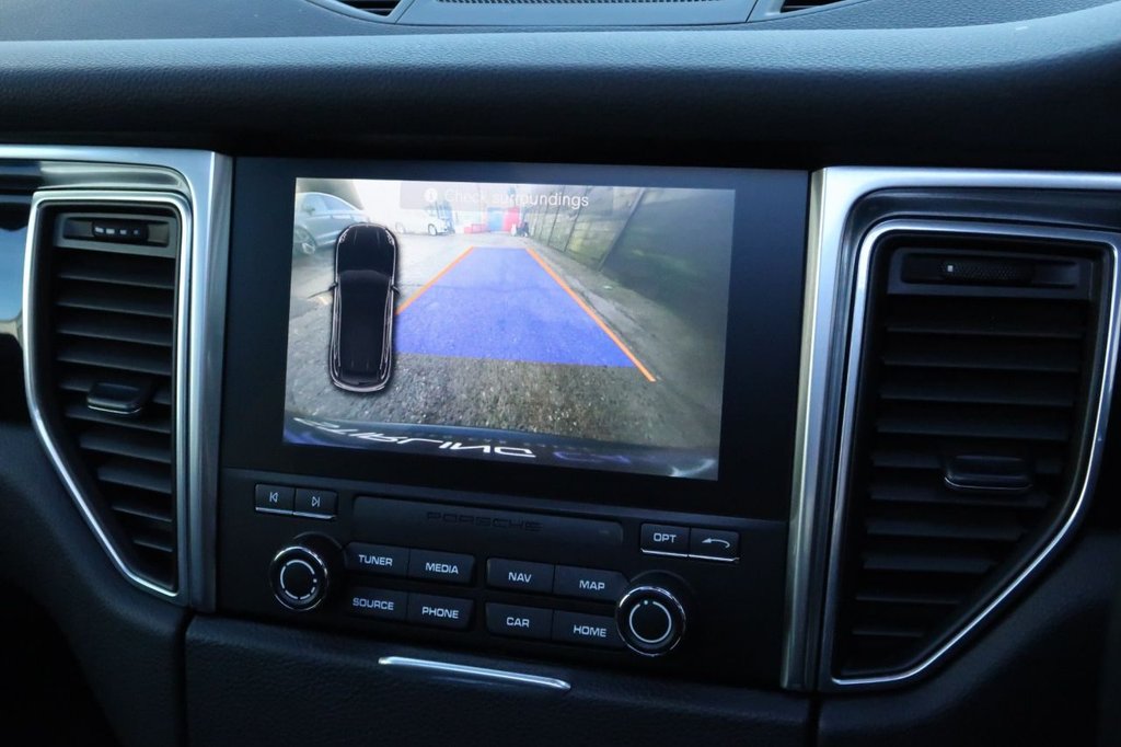 Used Porsche Macan 2017 for sale - 77236823: Photo 30