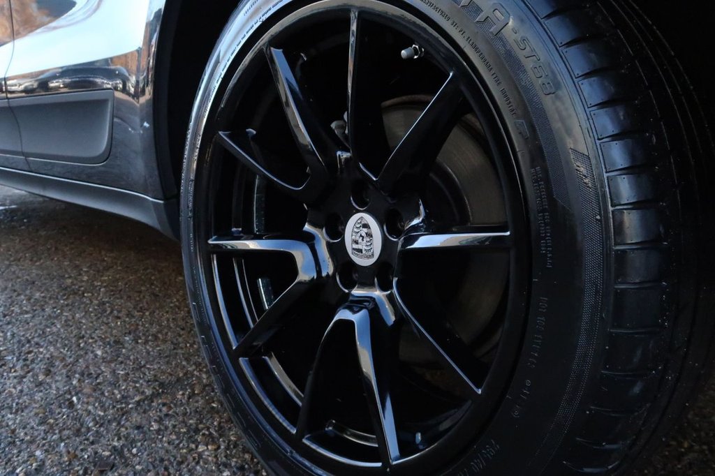 Used Porsche Macan 2017 for sale - 77236823: Photo 37