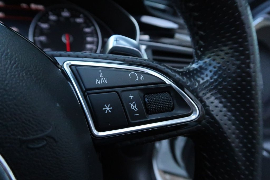 Used Audi RS6 Avant 2016 for sale - 77660208: Photo 19