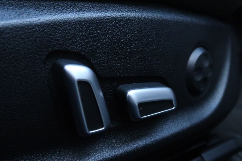 Used Audi RS6 Avant 2016 for sale - 77660208: Photo 27