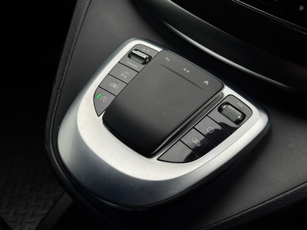 Used Mercedes-Benz V-Class 2021 for sale - 77101071: Photo 19