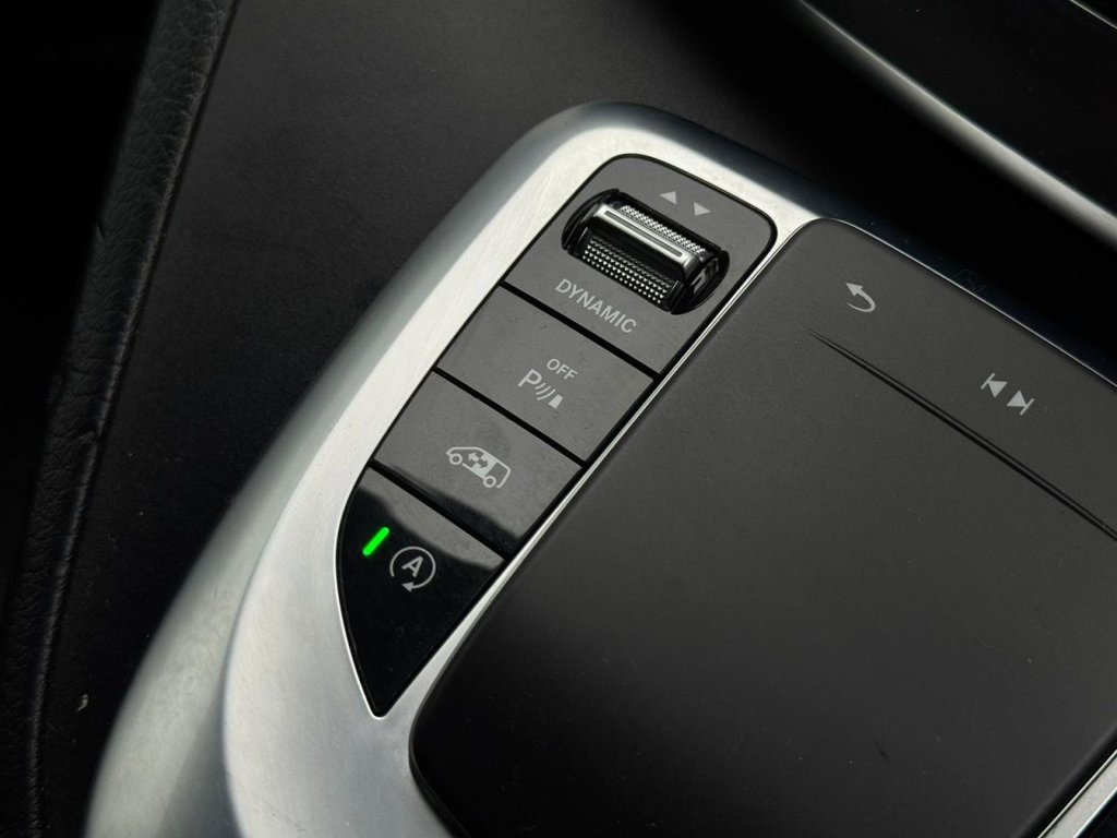 Used Mercedes-Benz V-Class 2021 for sale - 77101071: Photo 23