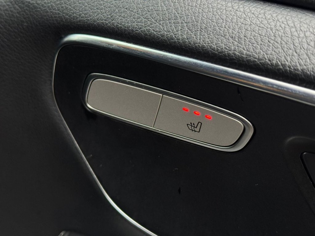 Used Mercedes-Benz V-Class 2021 for sale - 77101071: Photo 25