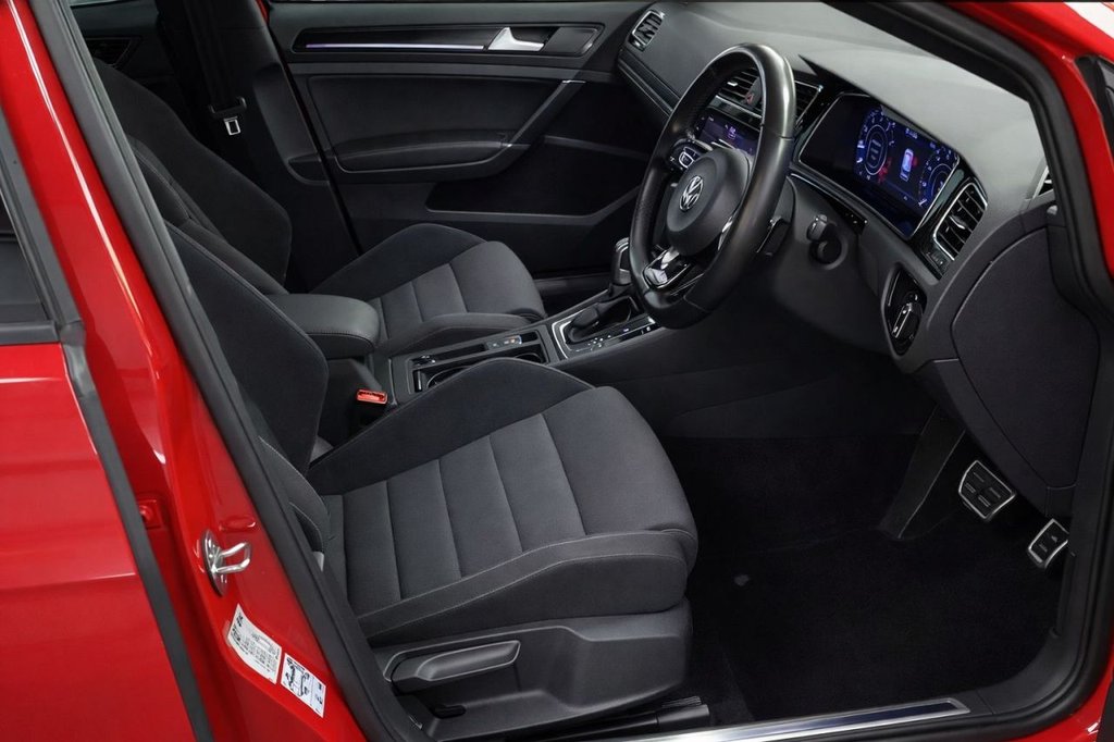 Used Volkswagen Golf 2020 for sale - 78044425: Photo 3