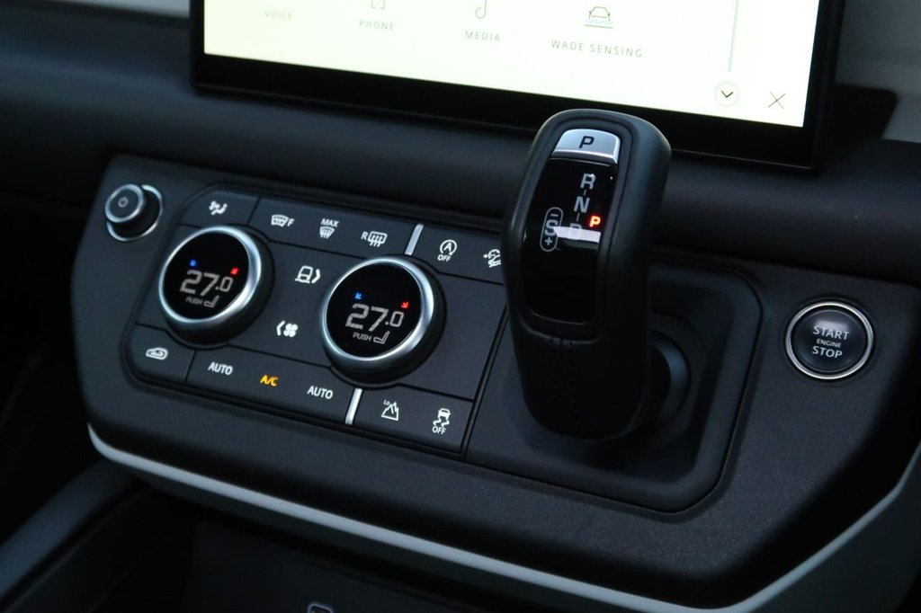 Used Land Rover Defender 2023 for sale - 77089285: Photo 32