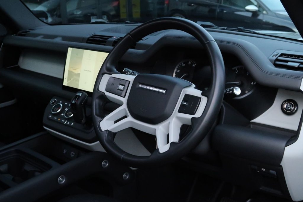 Used Land Rover Defender 2023 for sale - 77089285: Photo 8