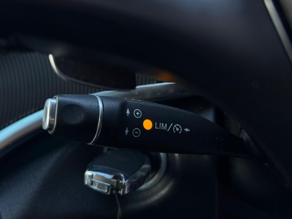 Used Mercedes-Benz V-Class 2016 for sale - 78154046: Photo 16