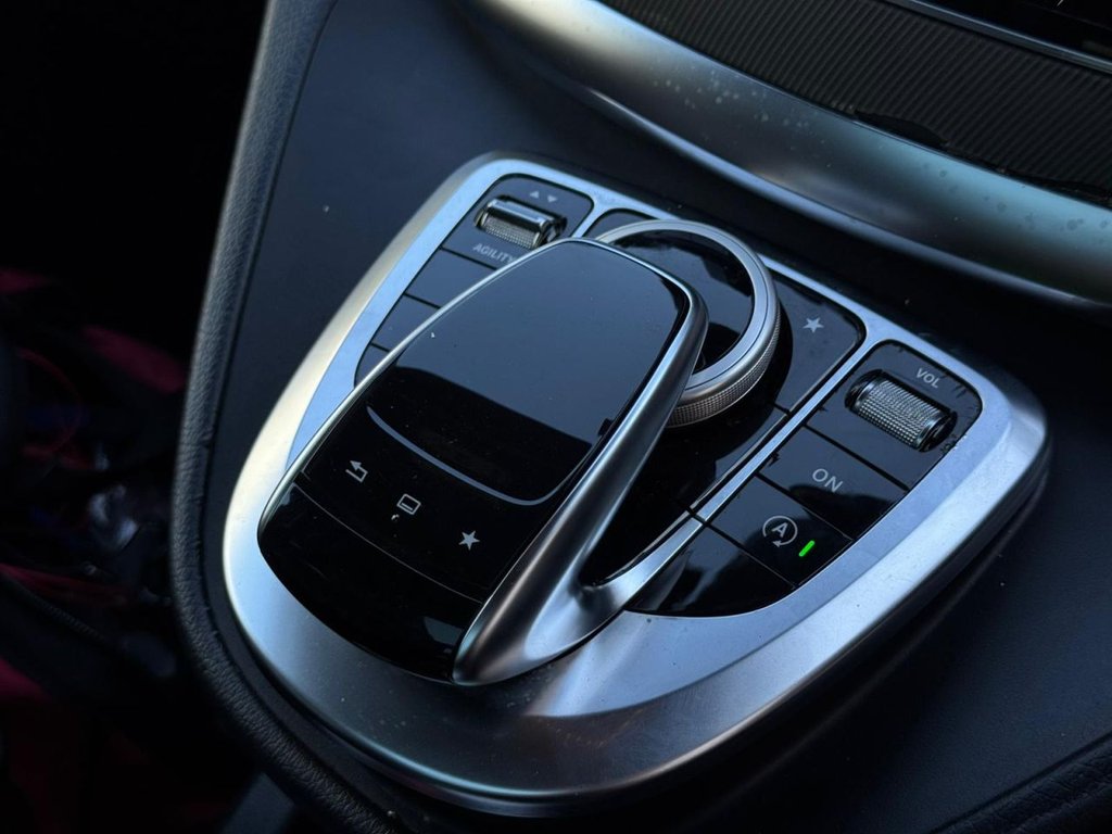 Used Mercedes-Benz V-Class 2016 for sale - 78154046: Photo 17