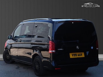 Used Mercedes-Benz V-Class 2016 for sale - 78154046: Photo