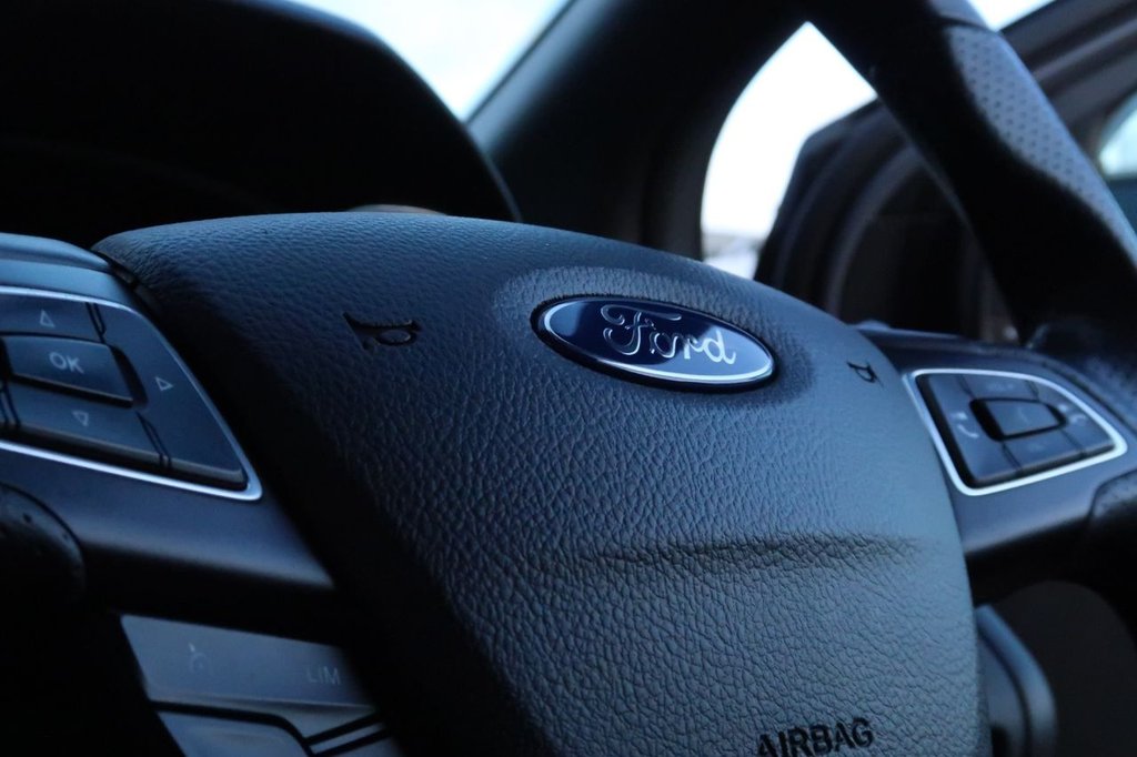 Used Ford Focus 2017 for sale - 77280757: Photo 18