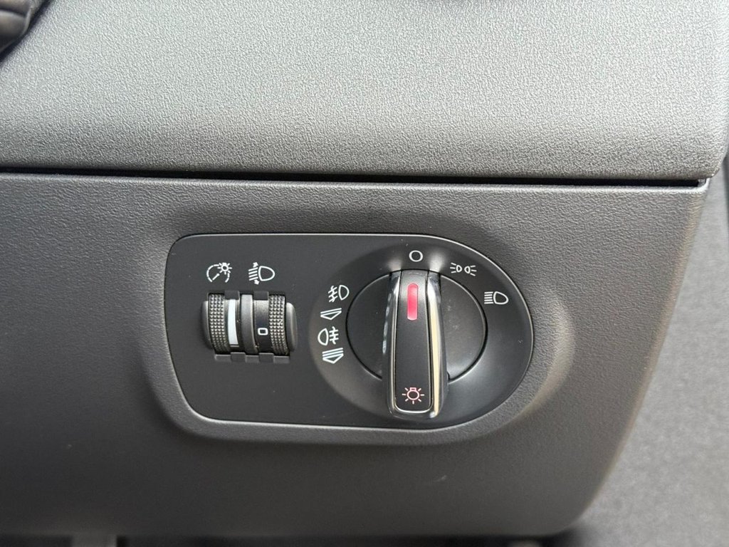 Used Audi TT 2009 for sale - 76642741: Photo 28