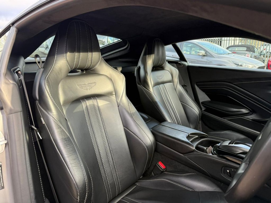 Used Aston Martin Vantage 2019 for sale - 76417350: Photo 16