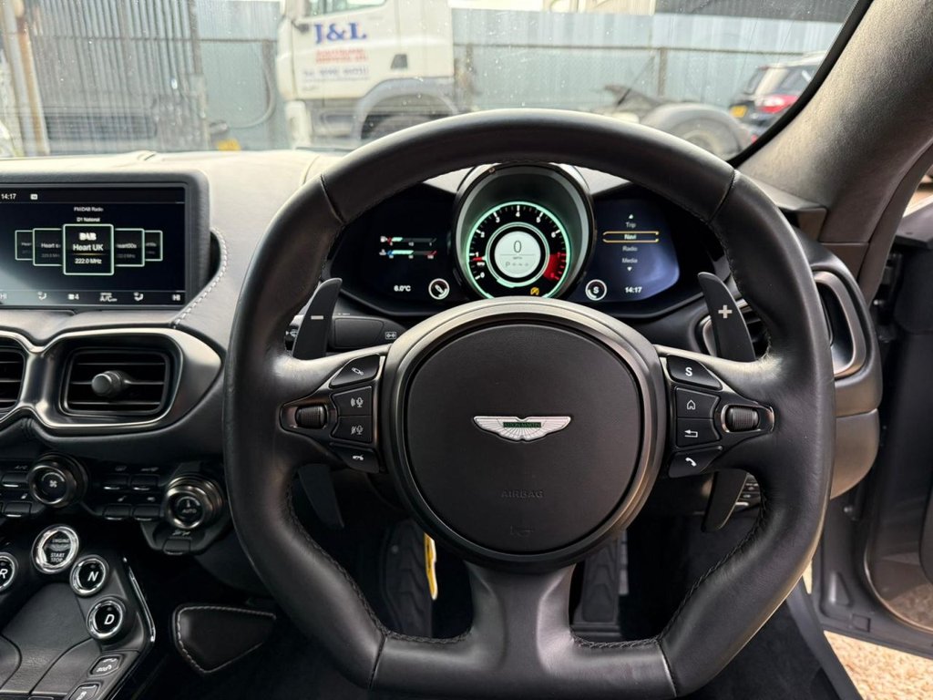 Used Aston Martin Vantage 2019 for sale - 76417350: Photo 17
