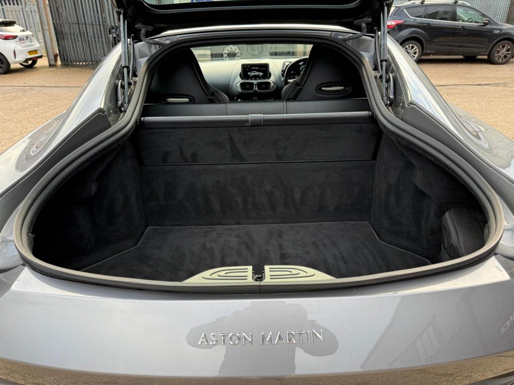 Used Aston Martin Vantage 2019 for sale - 76417350: Photo 20