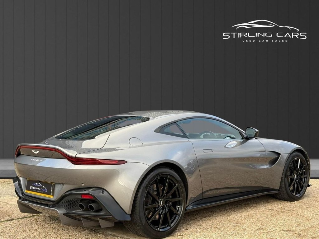 Used Aston Martin Vantage 2019 for sale - 76417350: Photo 5