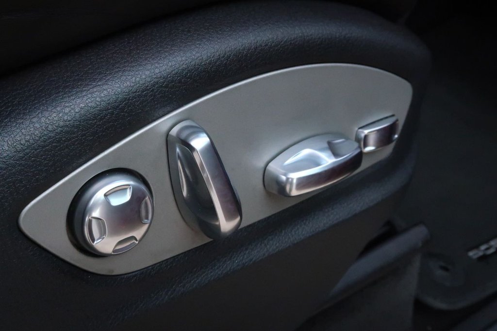 Used Porsche Cayenne 2015 for sale - 77056317: Photo 26