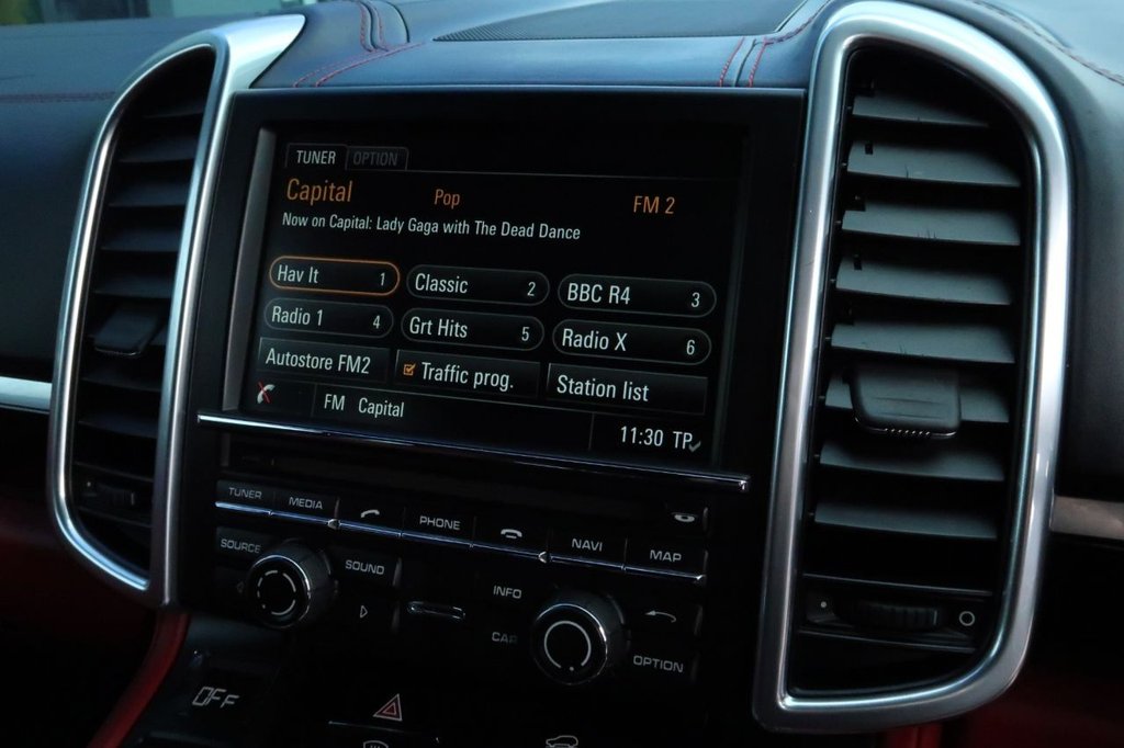 Used Porsche Cayenne 2015 for sale - 77056317: Photo 28