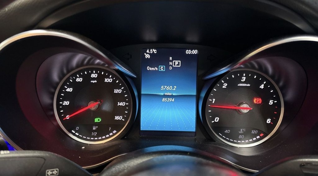 Used Mercedes-Benz C Class 2019 for sale - 77178011: Photo 3