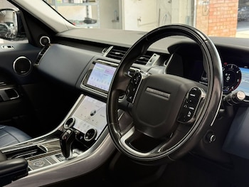 Used Land Rover Range Rover Sport 2018 for sale - 79323297: Photo
