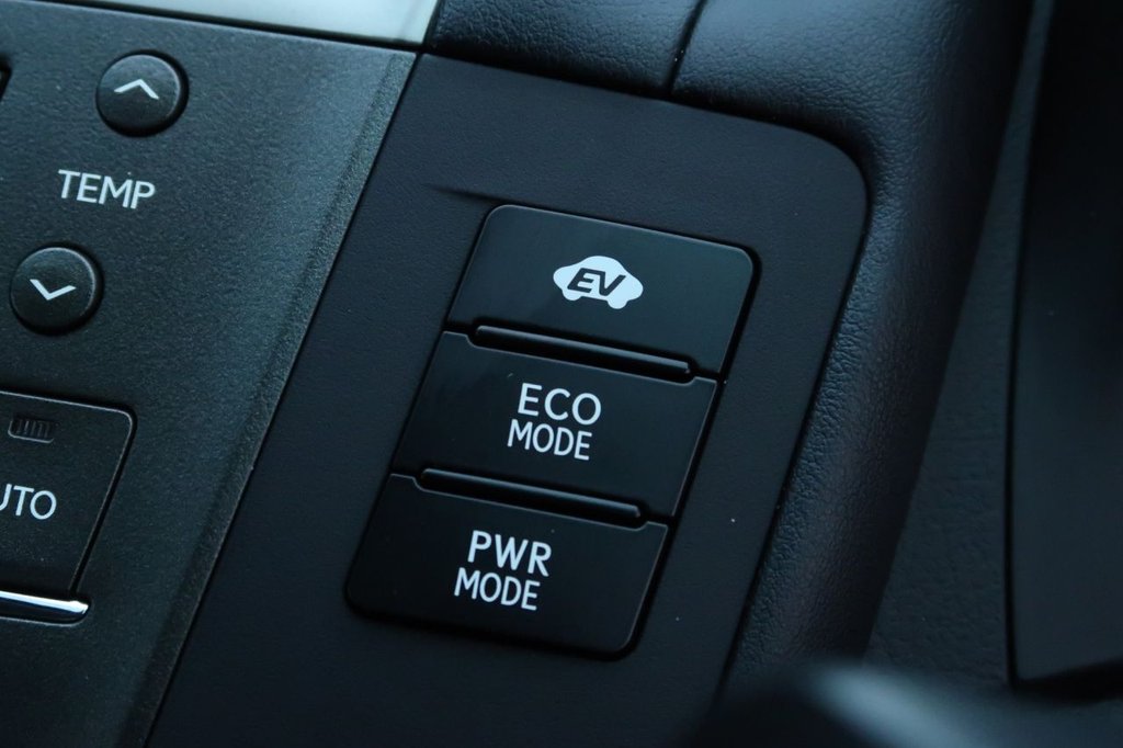 Used Lexus IS 2017 for sale - 77779804: Photo 33