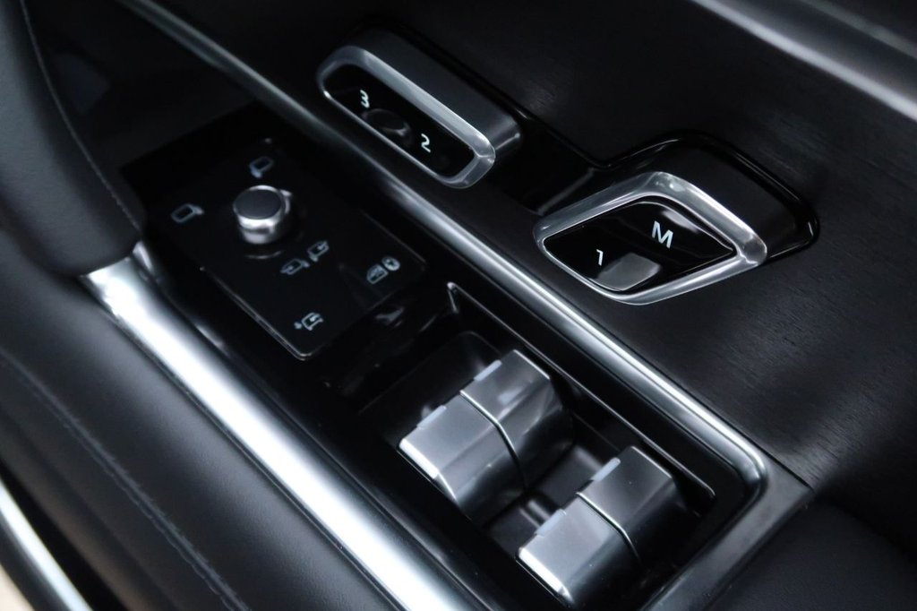 Used Land Rover Range Rover 2022 for sale - 76256662: Photo 17