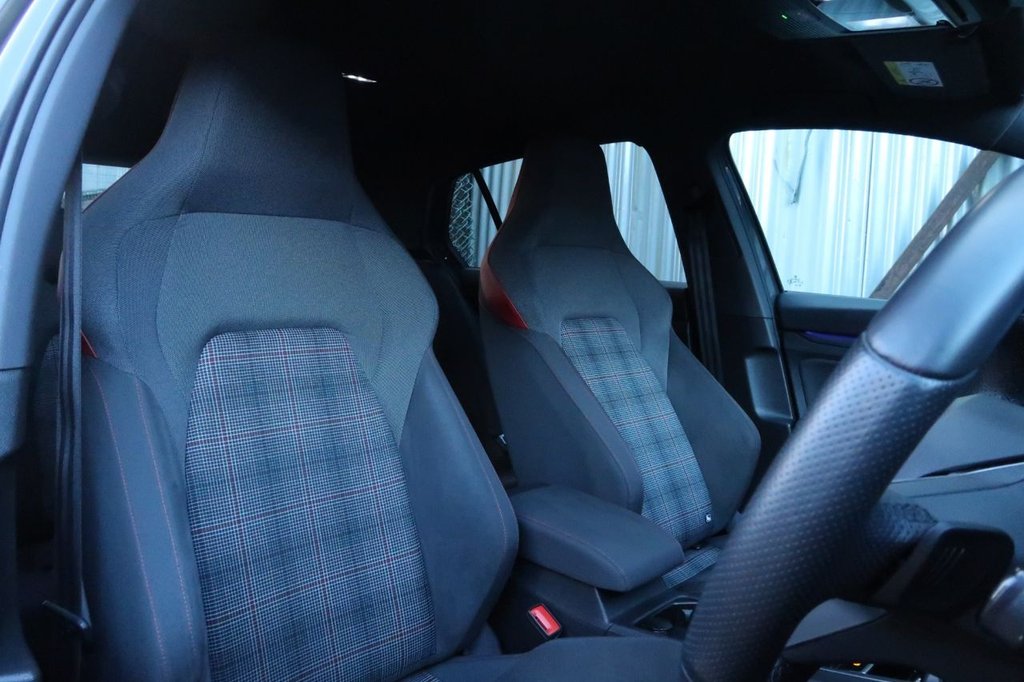 Used Volkswagen Golf 2020 for sale - 76784079: Photo 11