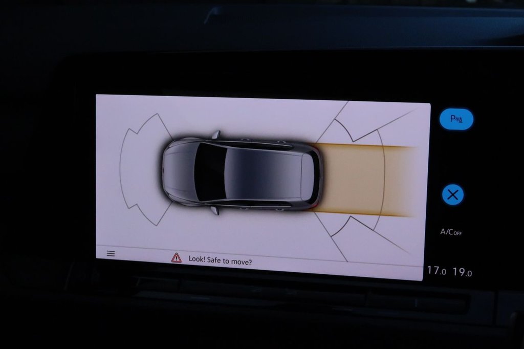 Used Volkswagen Golf 2020 for sale - 76784079: Photo 28