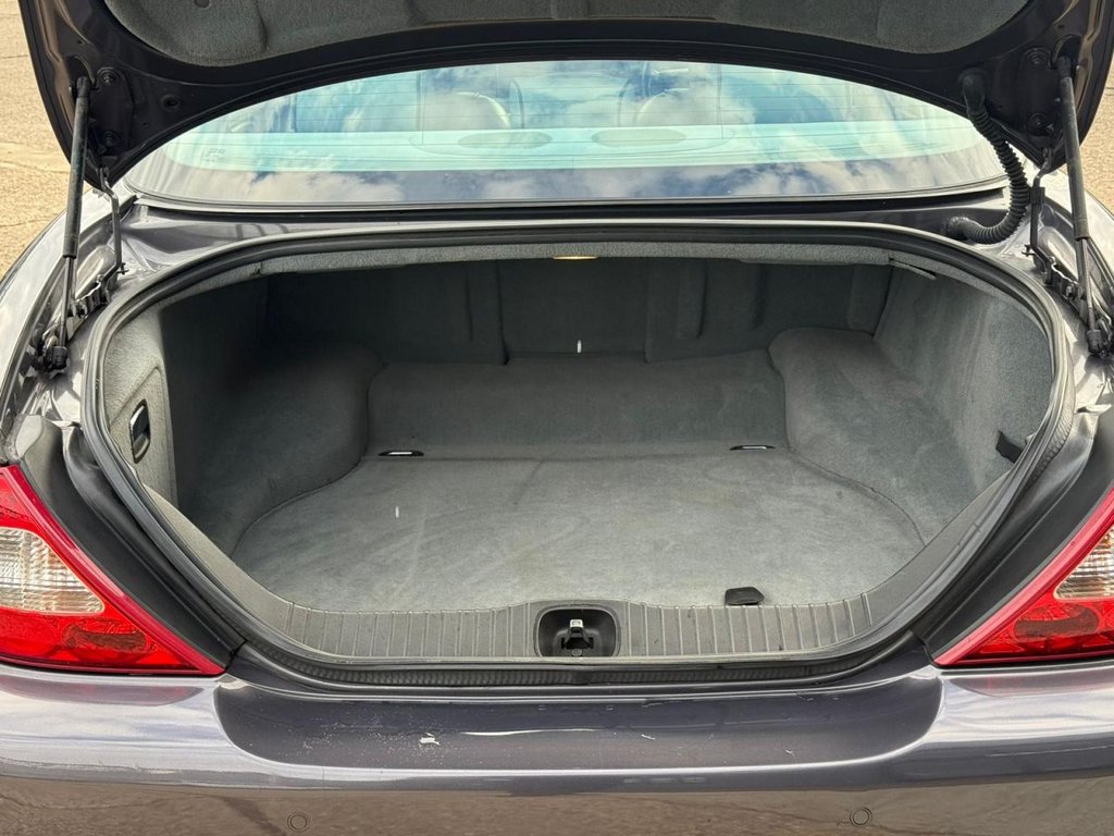 Used Jaguar XJ 2007 for sale - 76546637: Photo 13