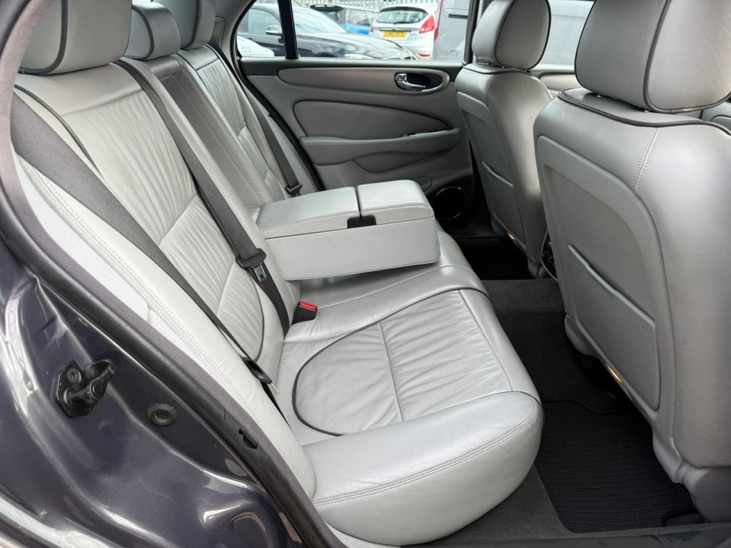 Used Jaguar XJ 2007 for sale - 76546637: Photo 15