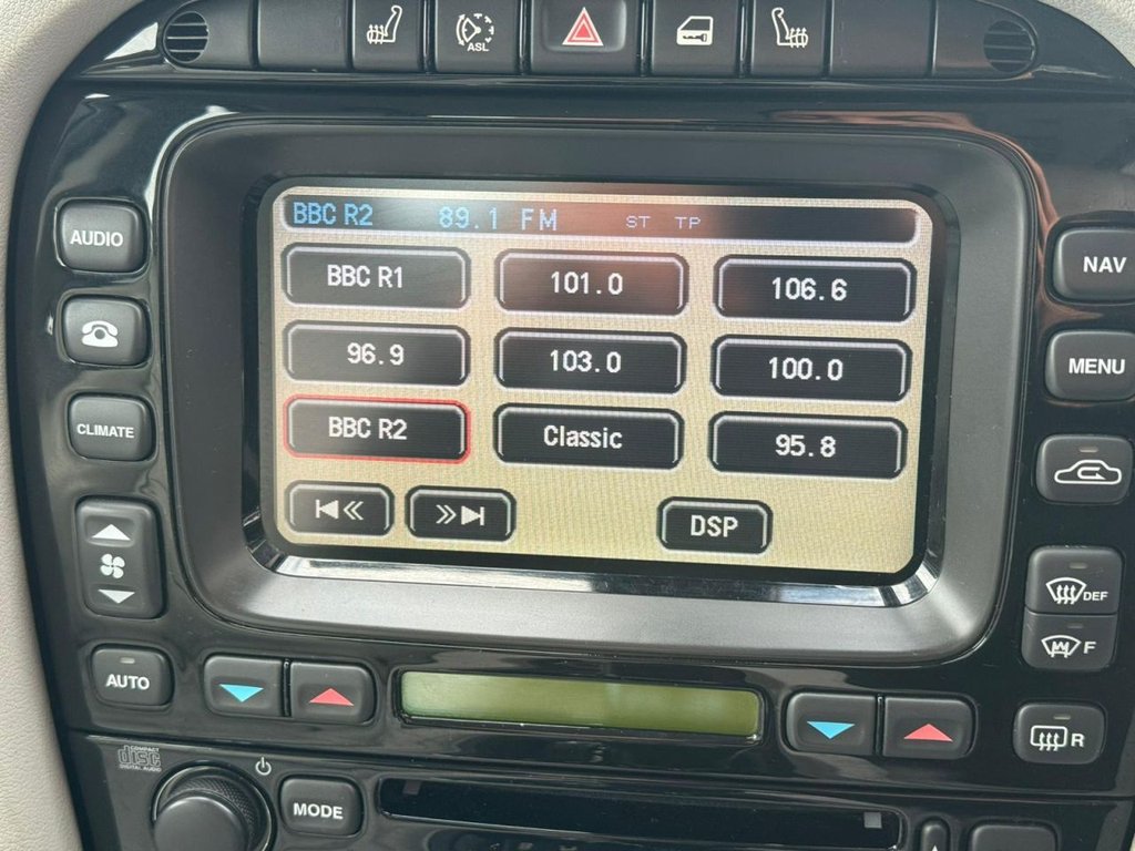 Used Jaguar XJ 2007 for sale - 76546637: Photo 26