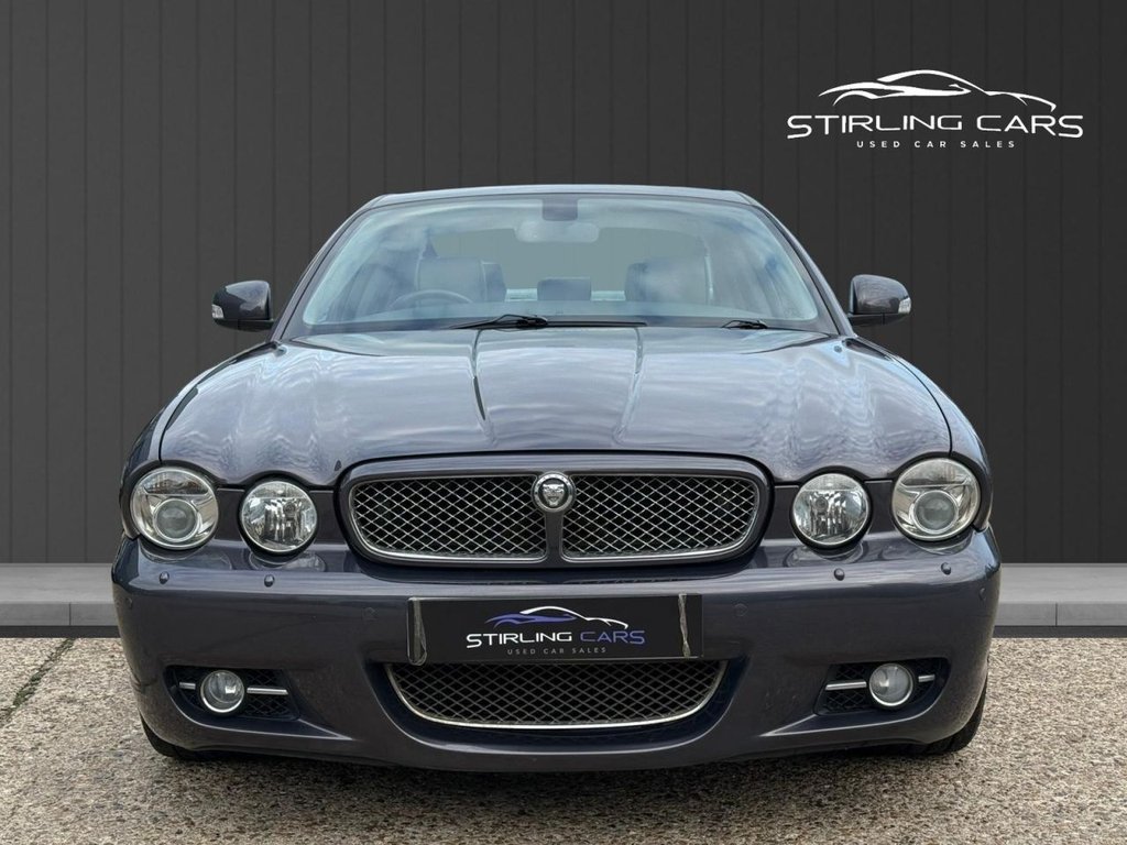 Used Jaguar XJ 2007 for sale - 76546637: Photo 3