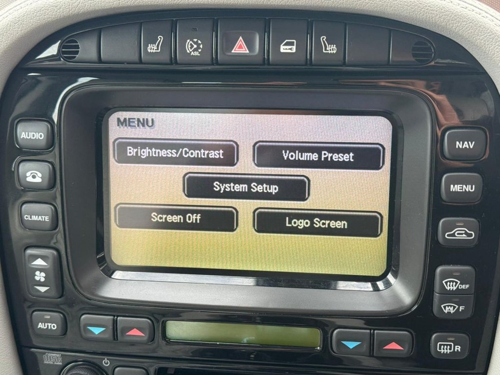 Used Jaguar XJ 2007 for sale - 76546637: Photo 33