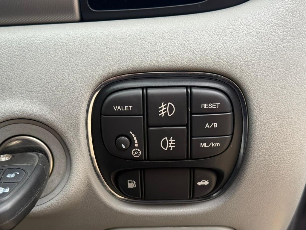 Used Jaguar XJ 2007 for sale - 76546637: Photo 38